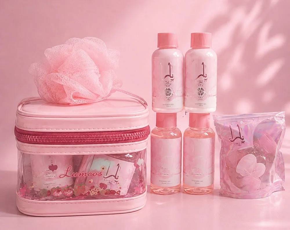ست صورتی یارا همراه کیف توت فرنگی🌸🍓